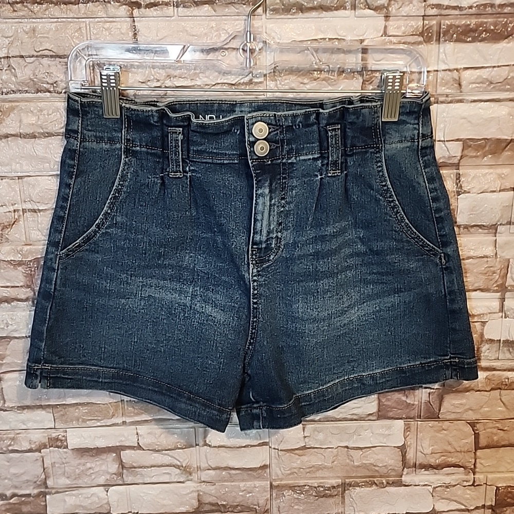 No Boundaries Blue Denim Shorts - Picture 1 of 9